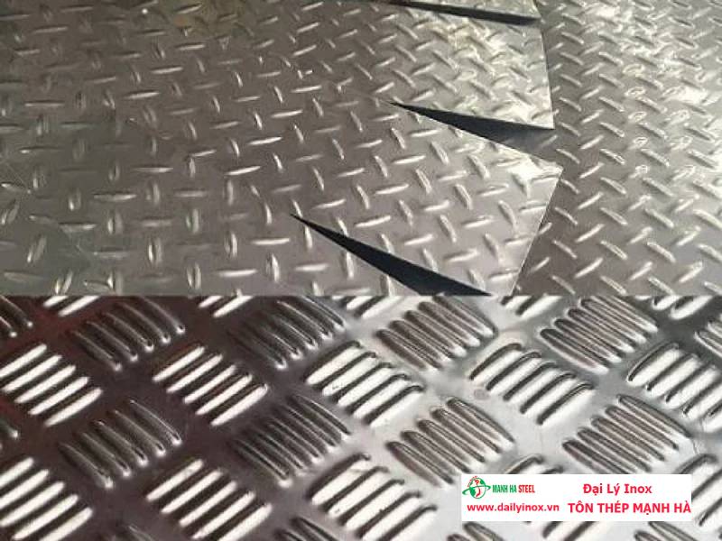 Tấm inox gân tiêu chuẩn ASTM JIS EN GB/T