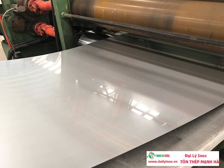 Tầm quan trọng của inox 316L trong môi trường khắc nghiệt