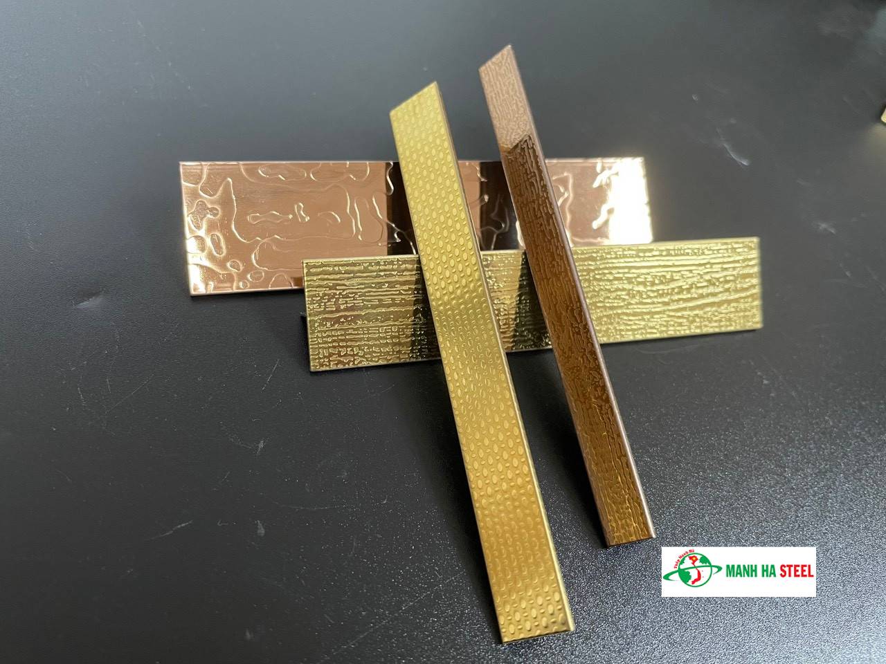 Thanh inox hoa văn
