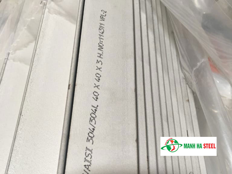 V góc dập inox 40x40mm