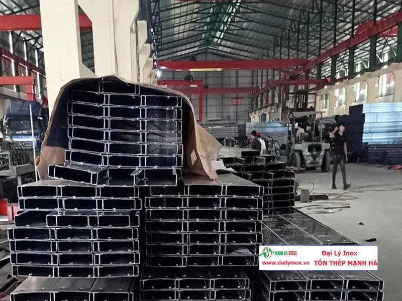 Xà Gồ Inox 316: Chống Ăn Mòn Trong Môi Trường Biển