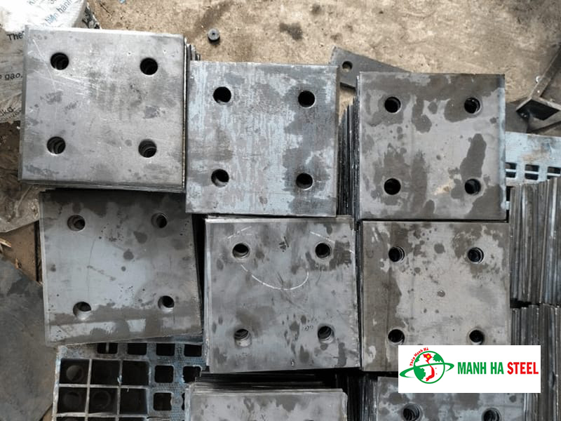 Thép bản mã đầu cọc