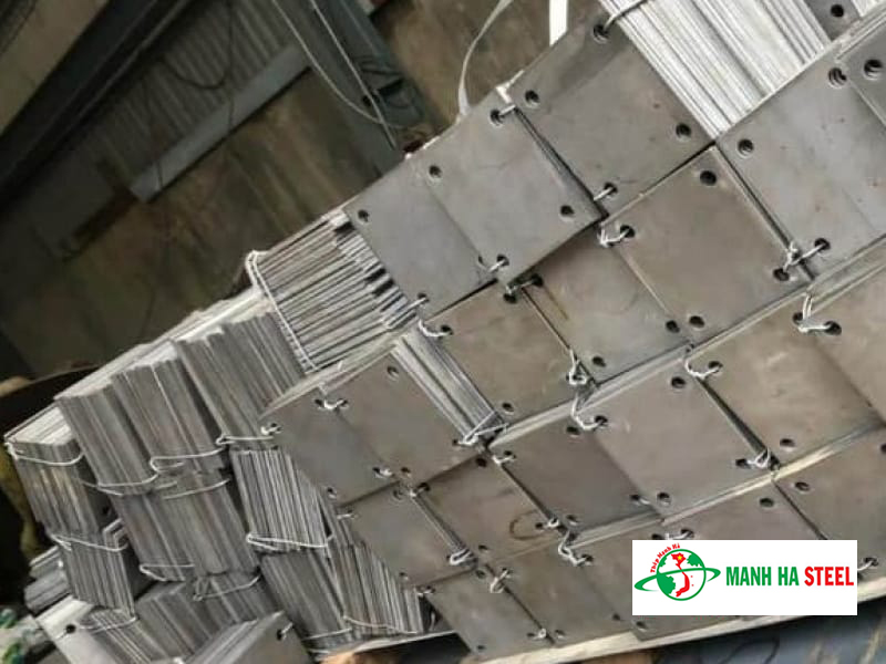 Thép bản mã inox