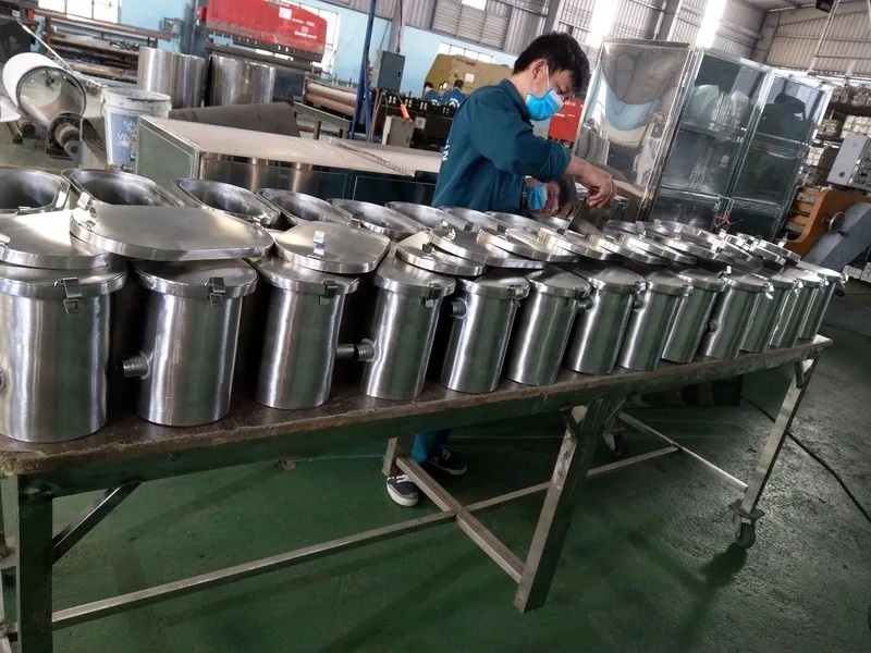 xưởng sản xuất bể tách mỡ inox