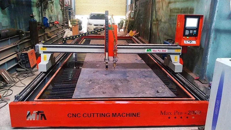 Cắt inox bằng máy Plasma CNC