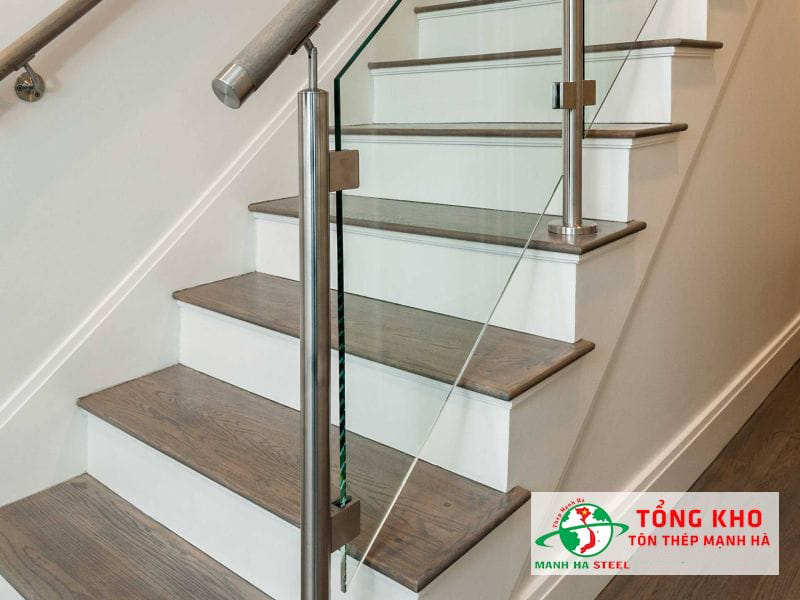 Lan can sắt hộp mẫu 4