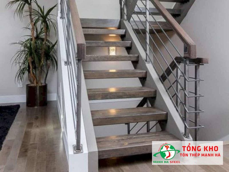 Lan can sắt hộp mẫu 8