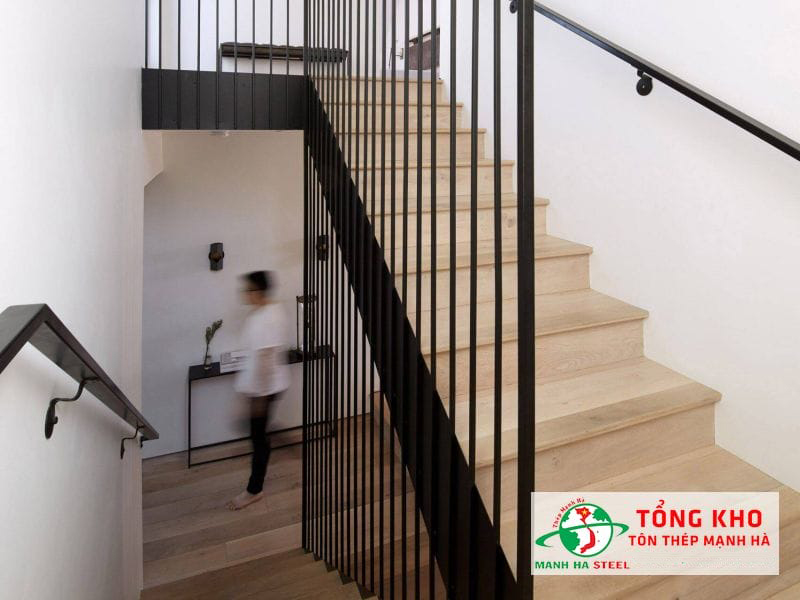 Lan can sắt hộp mẫu 20