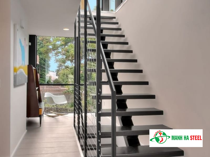 Cầu thang thép tấm mẫu 10