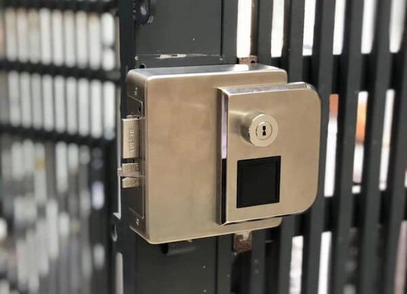 Ứng dụng chốt cửa