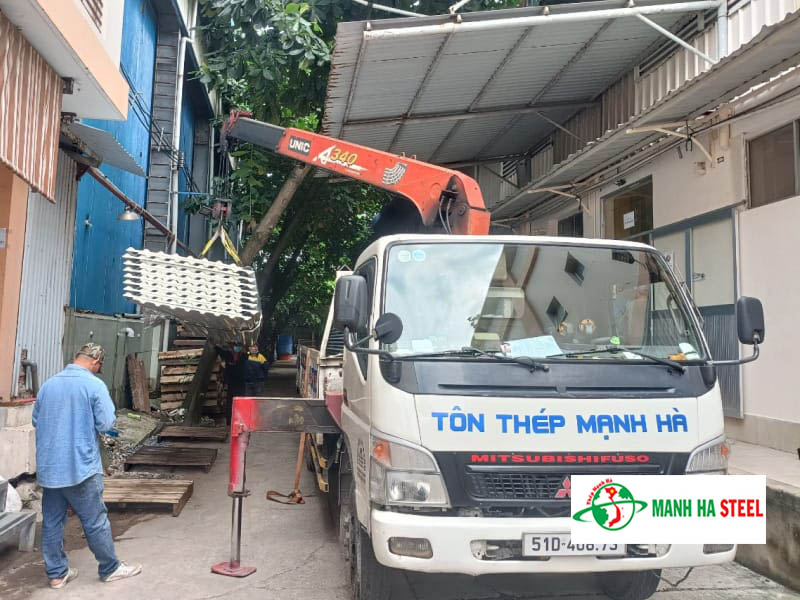 Đại lý inox Mạnh Hà cung cấp tôn cách nhiệt 2 lớp chất lượng, giá tốt