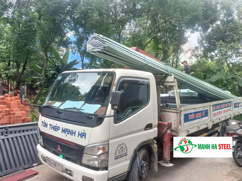 Mạnh Hà là đại lý bán tôn xốp vân gỗ giá tốt