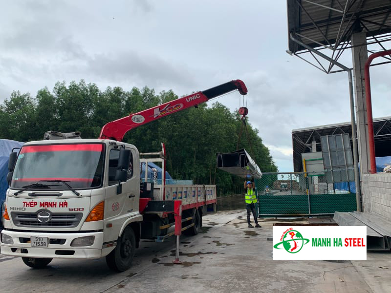 Địa chỉ bán máng thoát nước mái tôn uy tín, giá rẻ, CK 3 - 7% - Đại lý inox Mạnh Hà