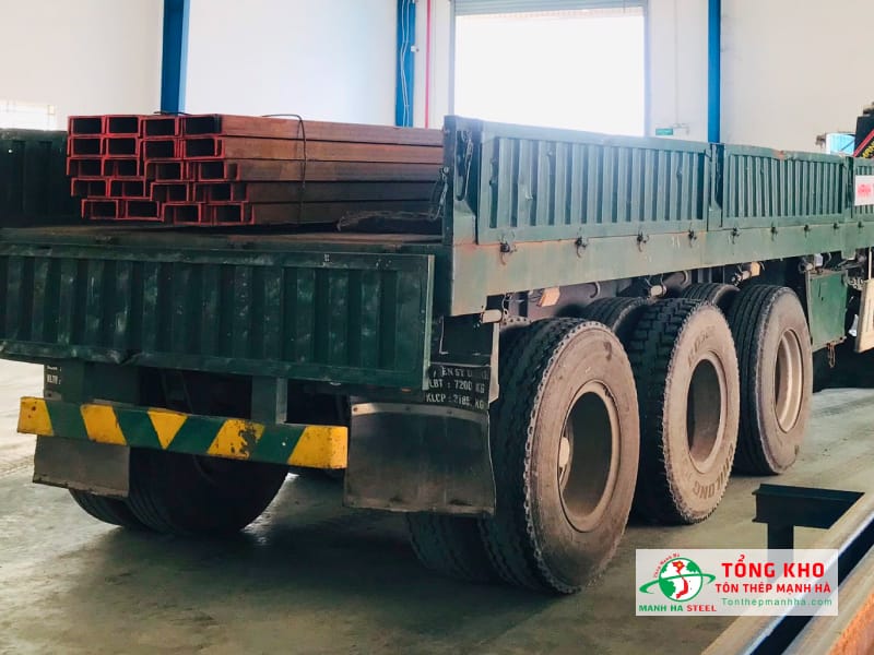 Mua thép hình U180 tại Mạnh Hà được vận chuyển tận nơi