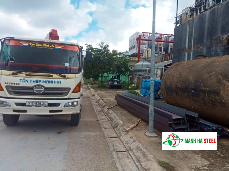 Địa chỉ bán sắt hình H350 uy tín, chất lượng, giá cạnh tranh - Thép Mạnh Hà