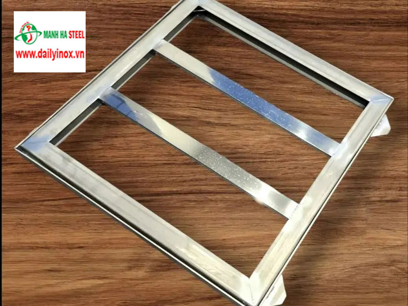 Đóng khung nắp bể nước ngầm