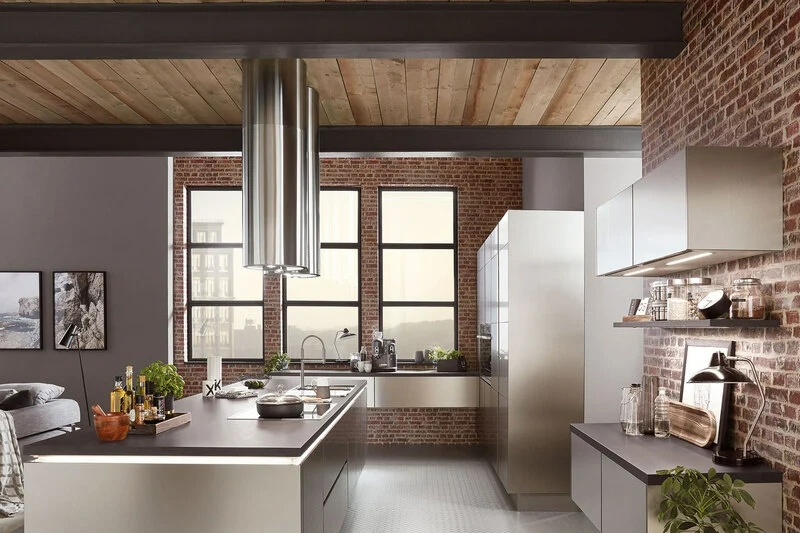 ưu điểm inox trang trí