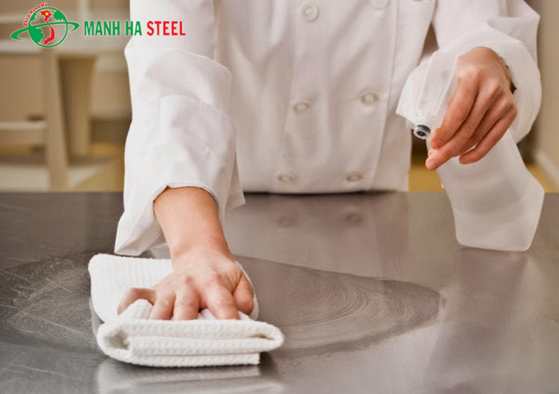 Lau theo chiều vân inox