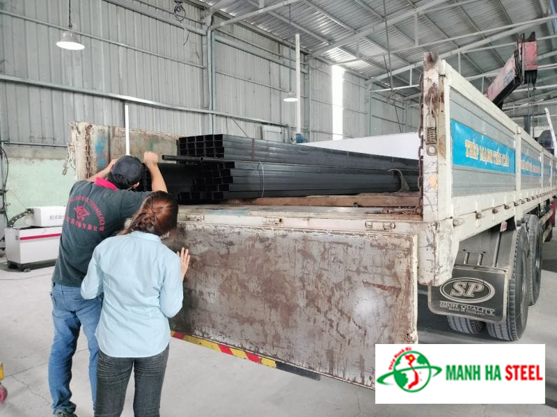 Liên hệ ngay Mạnh Hà để được tư vấn và báo giá sản phẩm thép hộp Vinaone mới nhất