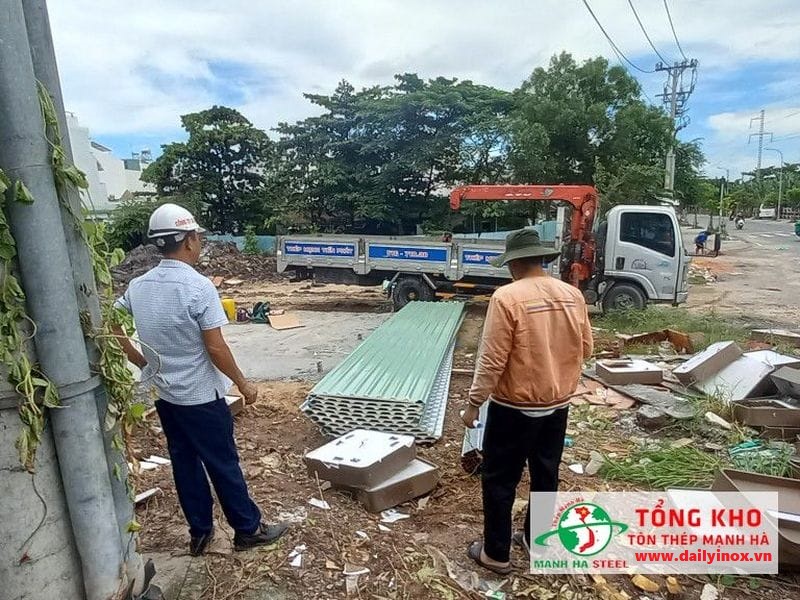 Mạnh Hà chuyên phân phối sản phẩm tôn Hoa Sen Gold đẹp, mẫu mã đa dạng