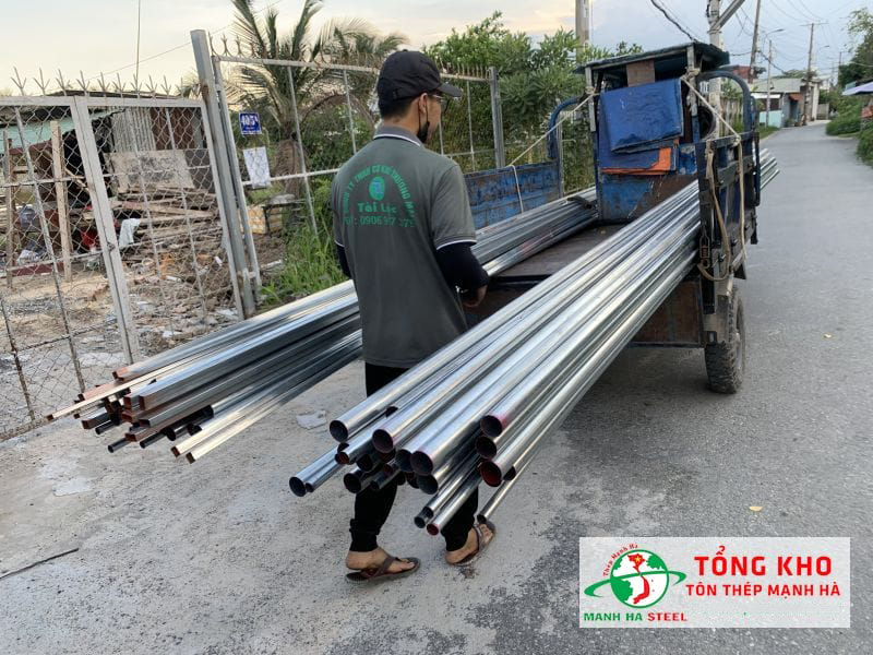 Mạnh Hà là địa chỉ chuyên cung cấp sản phẩm ống thép nhỏ giá rẻ, đa dạng sản phẩm, bảo hành chu đáo