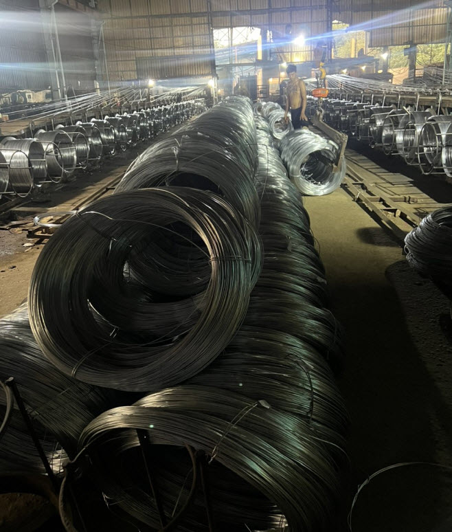 Đại lý inox Mạnh Hà sản xuất dây kẽm buộc