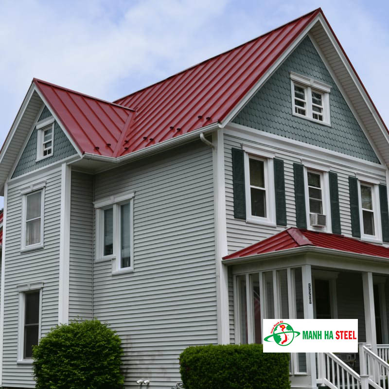 Mẫu nhà lợp tôn màu đỏ đậm
