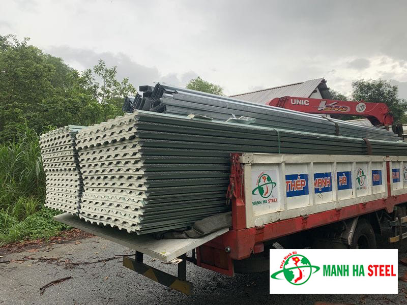 Miễn phí vận chuyển khi mua tôn cách nhiệt Phương Nam tại Đại lý inox Mạnh Hà