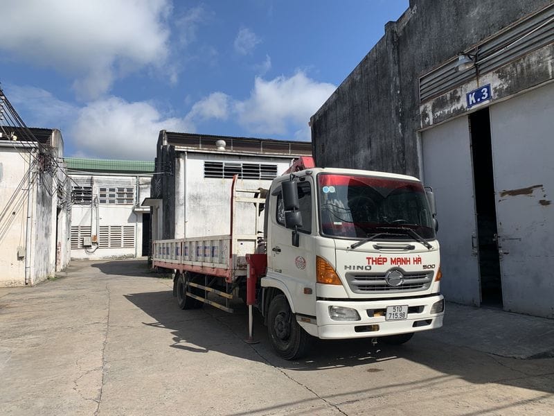 Miễn phí vận chuyển tận nơi khi mua tôn seamlock Đông Á tại Đại lý inox Mạnh Hà