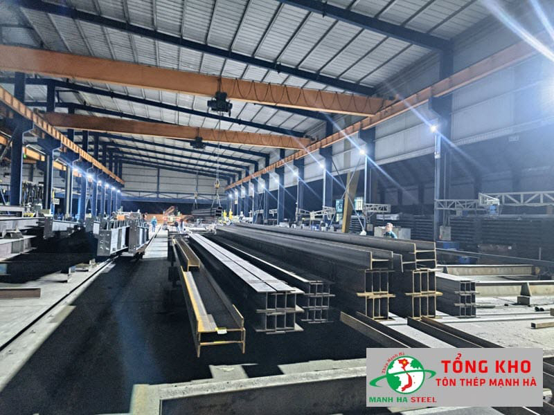 Kho thép I150 luôn có sẵn số lượng lớn, đáp ứng nhu cầu khách hàng