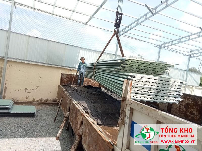 Mua tôn cách nhiệt Đông Á giá rẻ tại Đại lý inox Mạnh Hà