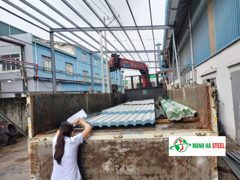 Mạnh Hà bán tôn lạnh màu chính hãng, vận chuyển tận nơi
