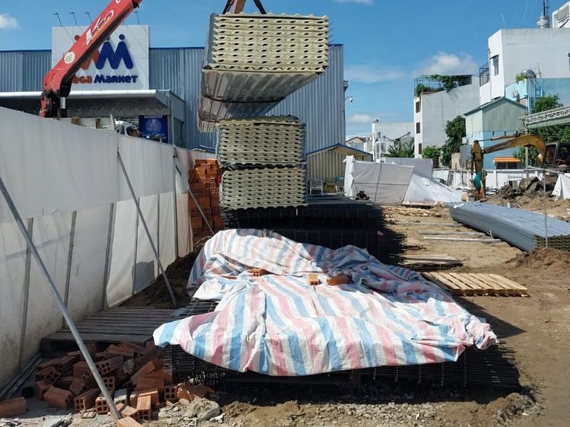 Mua tôn lợp phông giá rẻ, chất lượng tại Đại lý inox Mạnh Hà