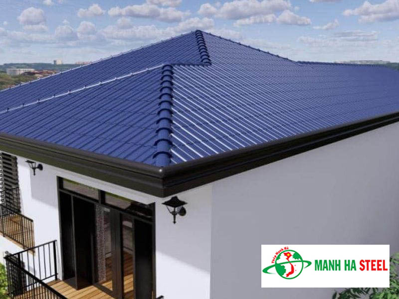 Nhà mái tôn ngói màu xanh đen
