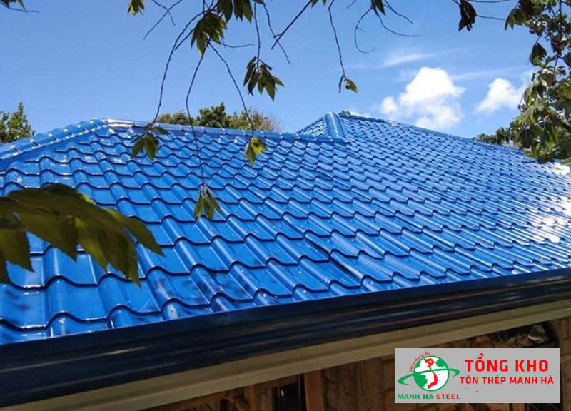 Mẫu nhà tôn ngói Ruby màu xanh