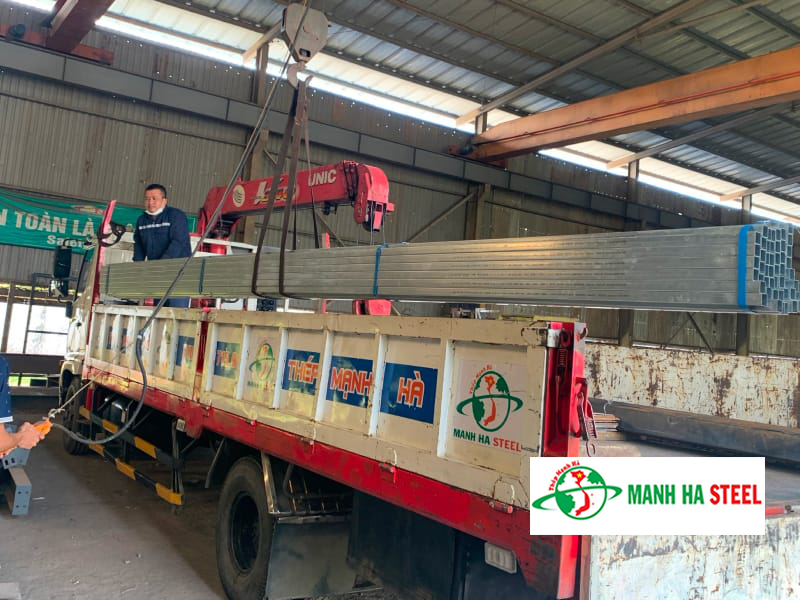 Thép hộp Hòa Phát tại đại lý inox Mạnh Hà