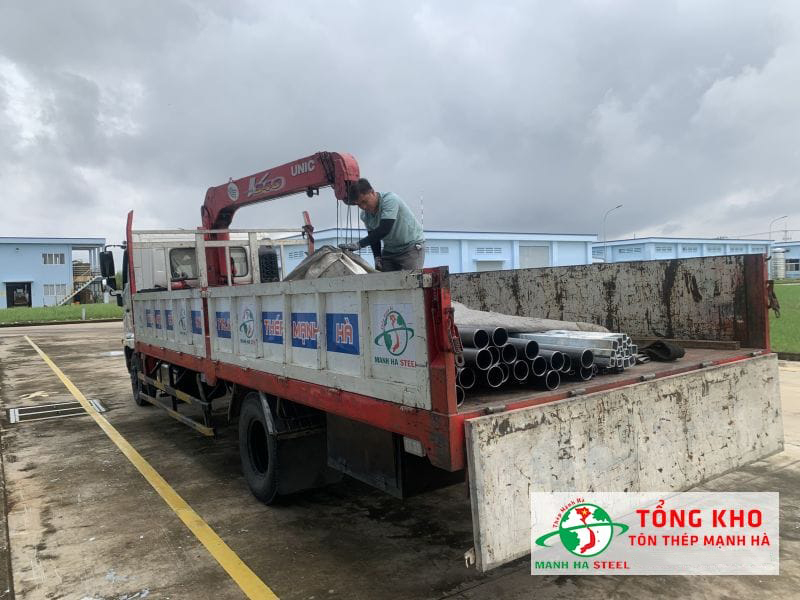 Thép ống kẽm Hoa Sen giá rẻ, miễn phí vận chuyển tại Đại lý inox Mạnh Hà