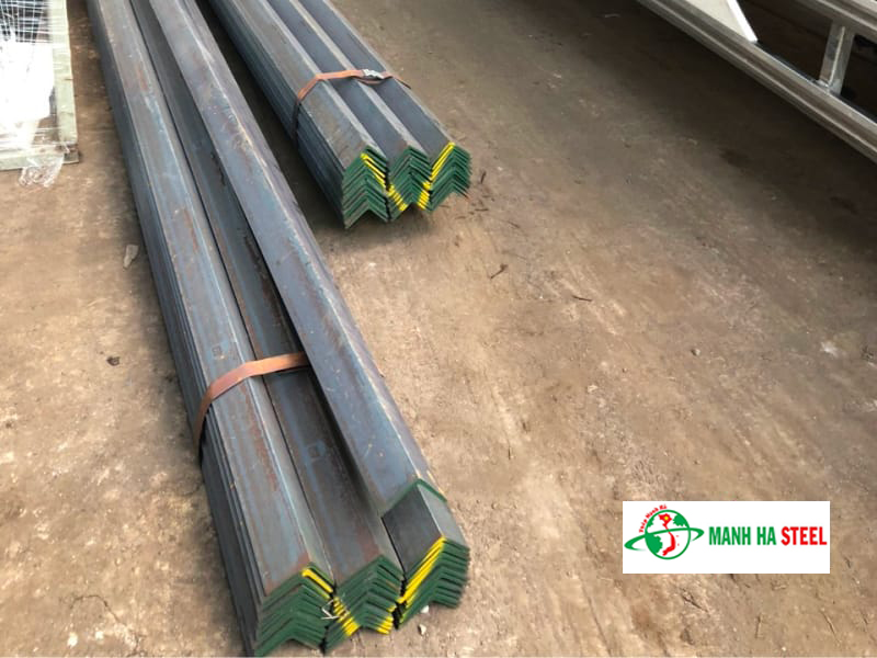 Thép hình V đen