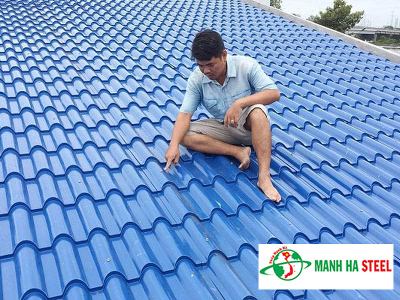 Mái lợp tôn ngói xanh dương siêu bền