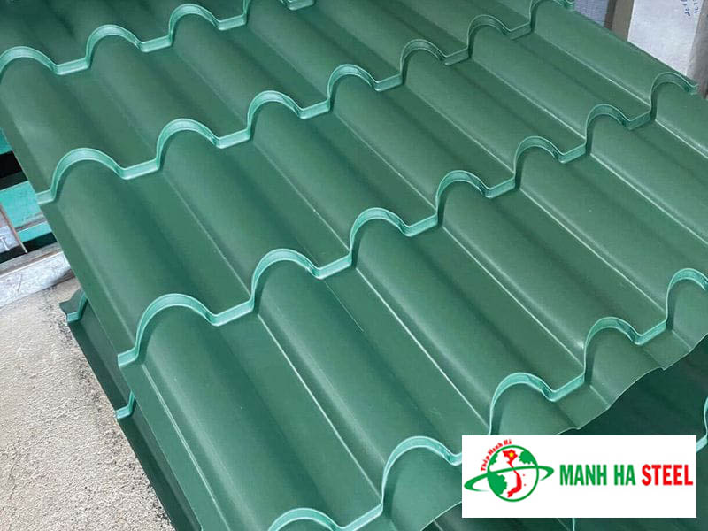 Tôn giả ngói xanh ngọc hợp người Mệnh Mộc