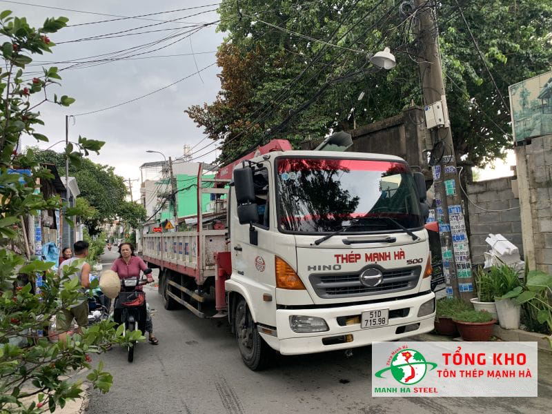 Tôn thép Mạnh Hà hỗ trợ vận chuyển tận nơi, miễn phí