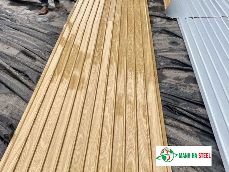 Tôn xốp vân gỗ mẫu 3