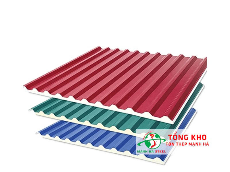 Tôn xốp Hòa Phát được sản xuất tại nhà máy tôn Hòa Phát áp dụng dây chuyền công nghệ hiện đại