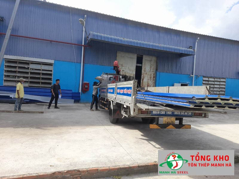 Đại lý inox Mạnh Hà cung ứng tôn màu trắng giá rẻ 3 - 7%