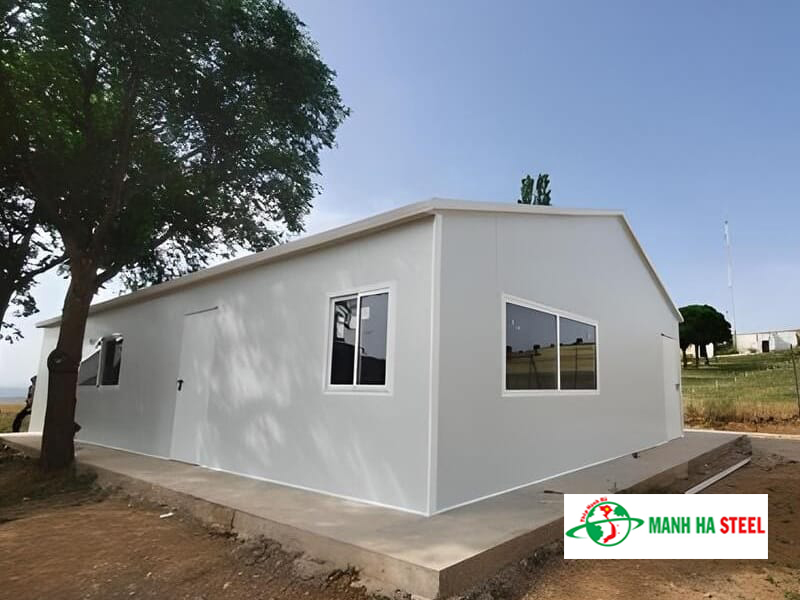 Ứng dụng tôn xốp làm nhà lắp ghép