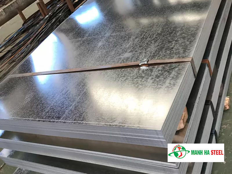 Thép tấm mạ kẽm có bề mặt sáng bóng, độ bền cao