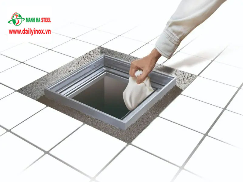 Bảo trì và vệ sinh nắp bể nước ngầm