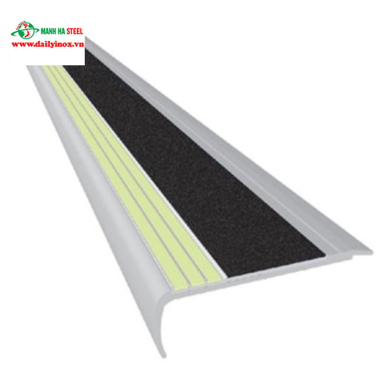 Nẹp chống trơn trượt cầu thang