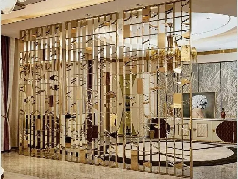 Ưu điểm Vách Ngăn Inox Mạ Vàng