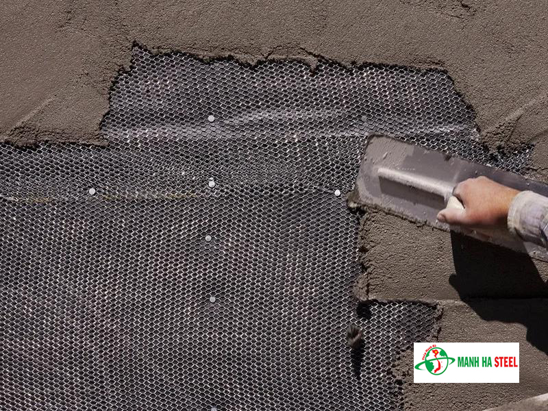 Lưới tô tường hiện nay được sử dụng rất phổ biến, là lớp liên kết trung gian giữa tường và vữa